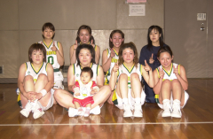 女子優勝のＭＩＮＡＭＩ